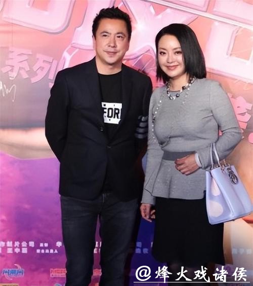 看了王中磊老婆,才懂家花比野花香,53岁王晓蓉身材颜值双在线 看了王中磊老婆,才懂家花比野花香,53岁王晓蓉身材颜值双在线