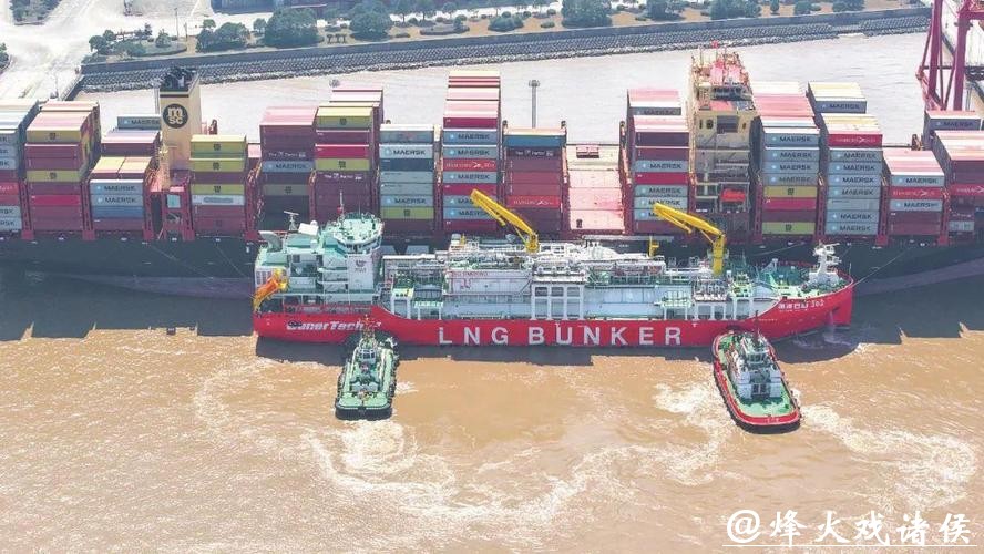 LNG船对船加注提前6.5小时完成，“智慧海事”平台全程发力护航保障