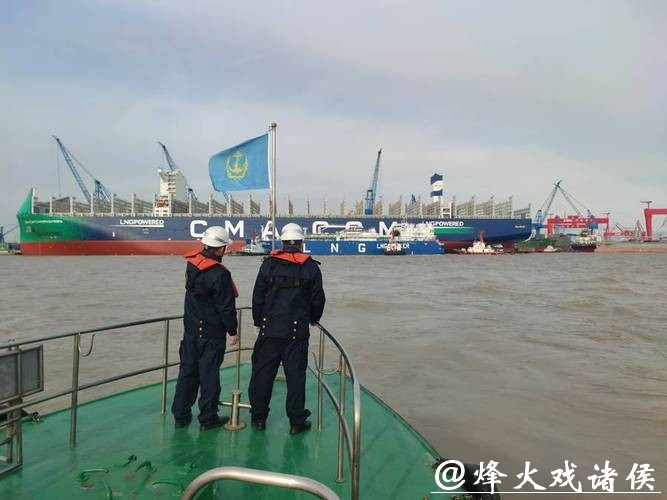 LNG船对船加注提前6.5小时完成，“智慧海事”平台全程发力护航保障